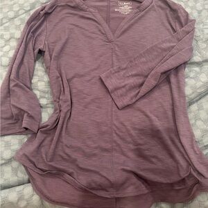 L.L. Bean Women's Long Sleeve V-Neck in Purple
